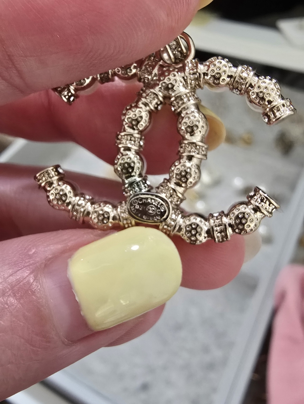 Chanel Pearl Embellished Drop Earrings - - Picture 3 of 3